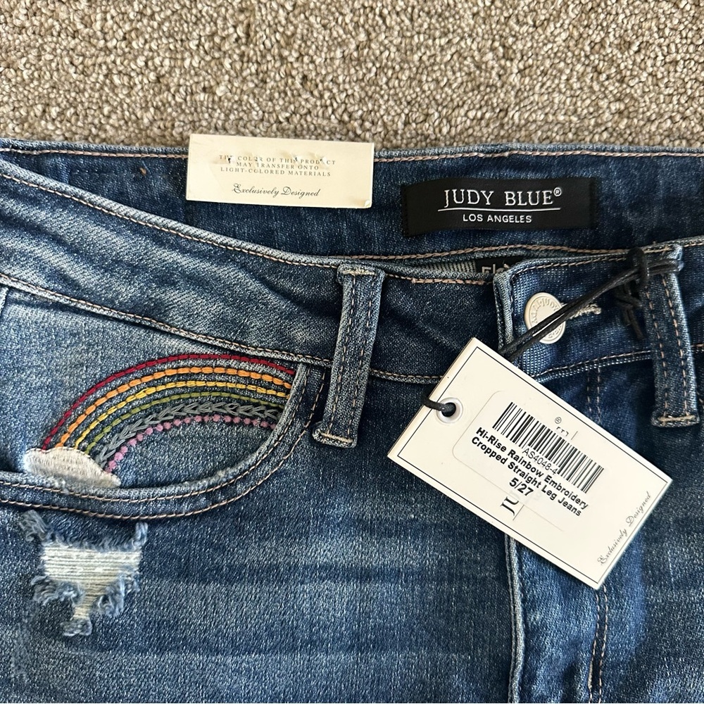 NWT Judy Blue Hi-Rise‎ Rainbow Embroidery Cropped Straight Leg Jean 5/27 - Picture 2 of 9